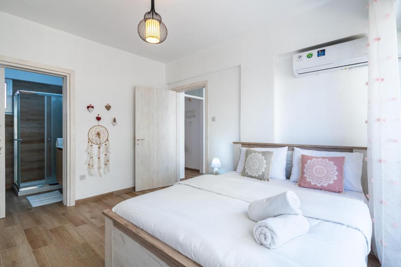 Berries 1-Br Apt In لارنكا المظهر الخارجي الصورة