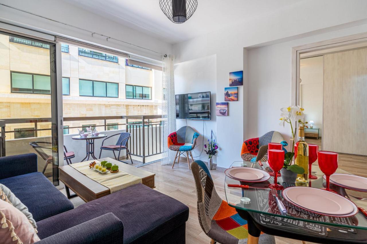Berries 1-Br Apt In لارنكا المظهر الخارجي الصورة