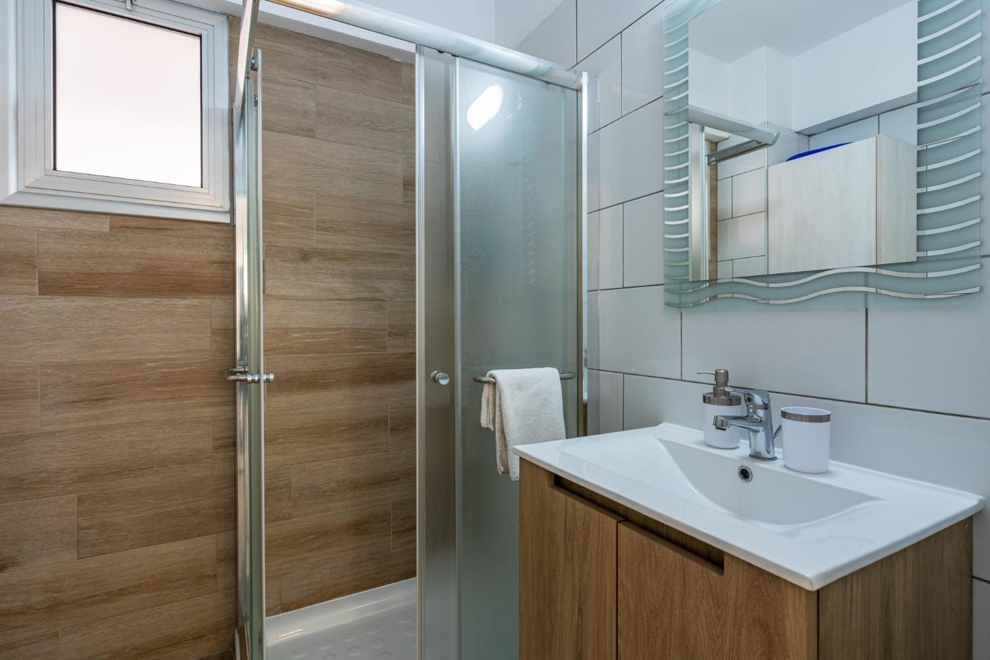 Berries 1-Br Apt In لارنكا المظهر الخارجي الصورة